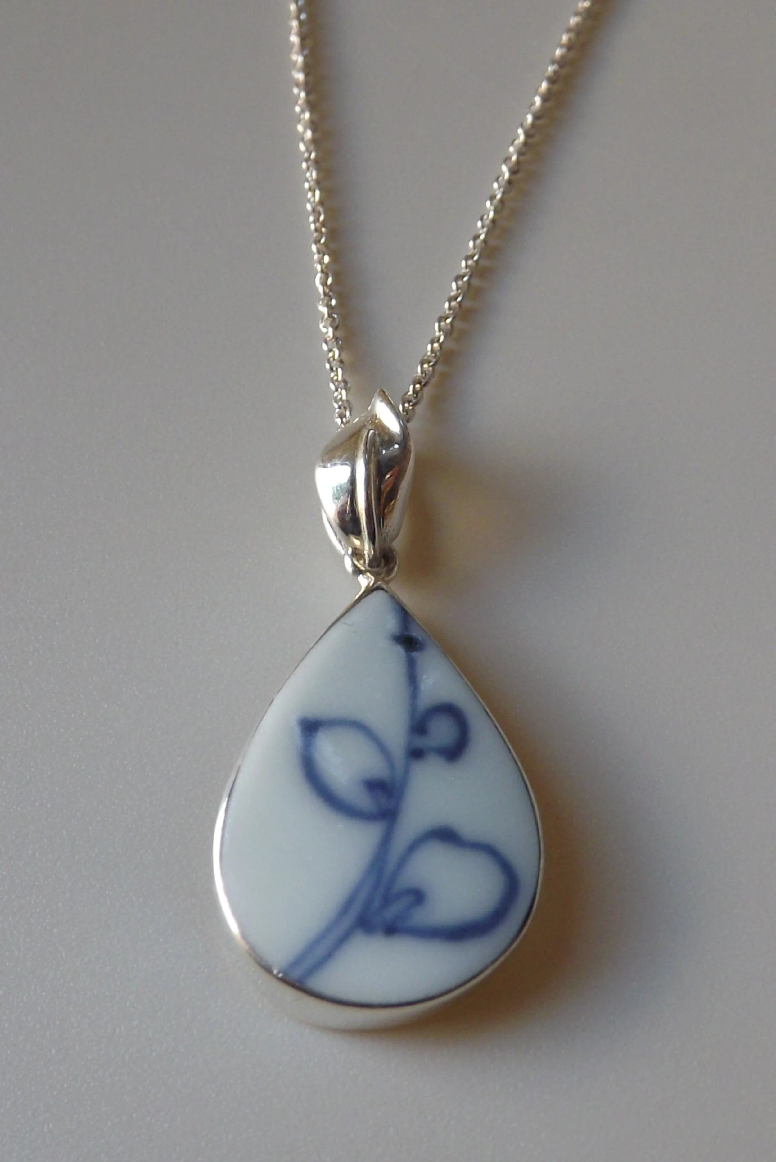 Chinese antique porcelain fine jewelry handmade sterling silver blue and white plum blossom pendant