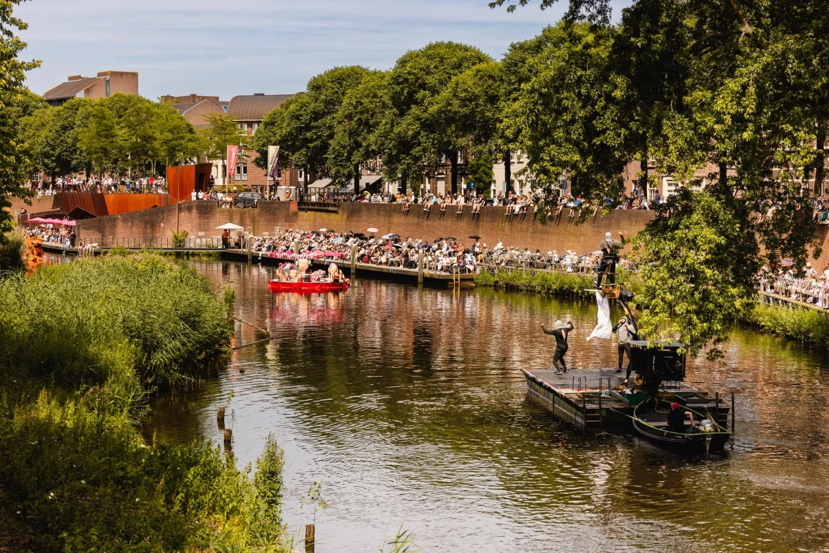 260621_1538_DeBoschParade_WillekeMachiels_AD2A2128_WM (Groot).jpg