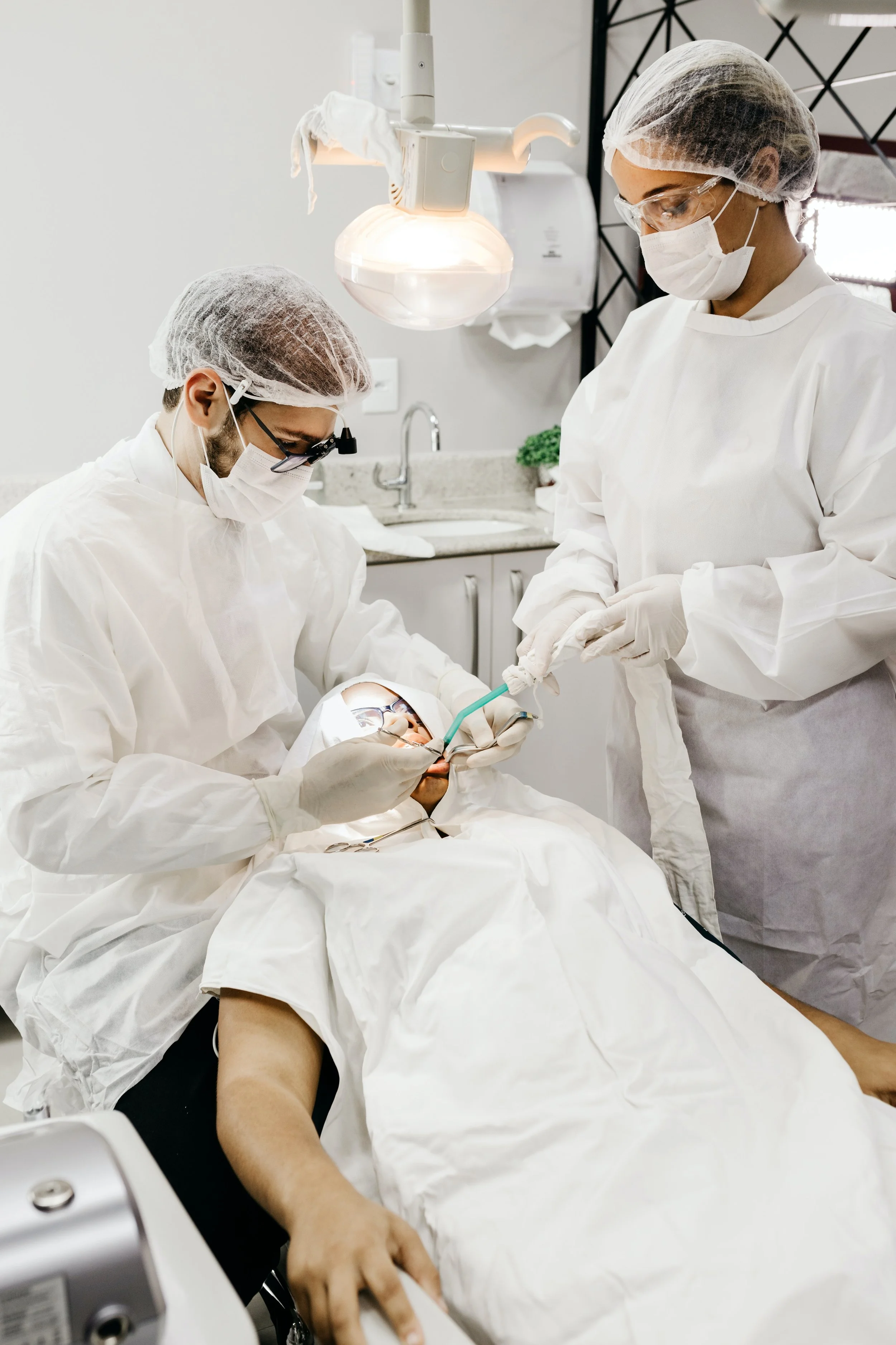 The All-On-4 Implant Solution: A Comprehensive Guide!