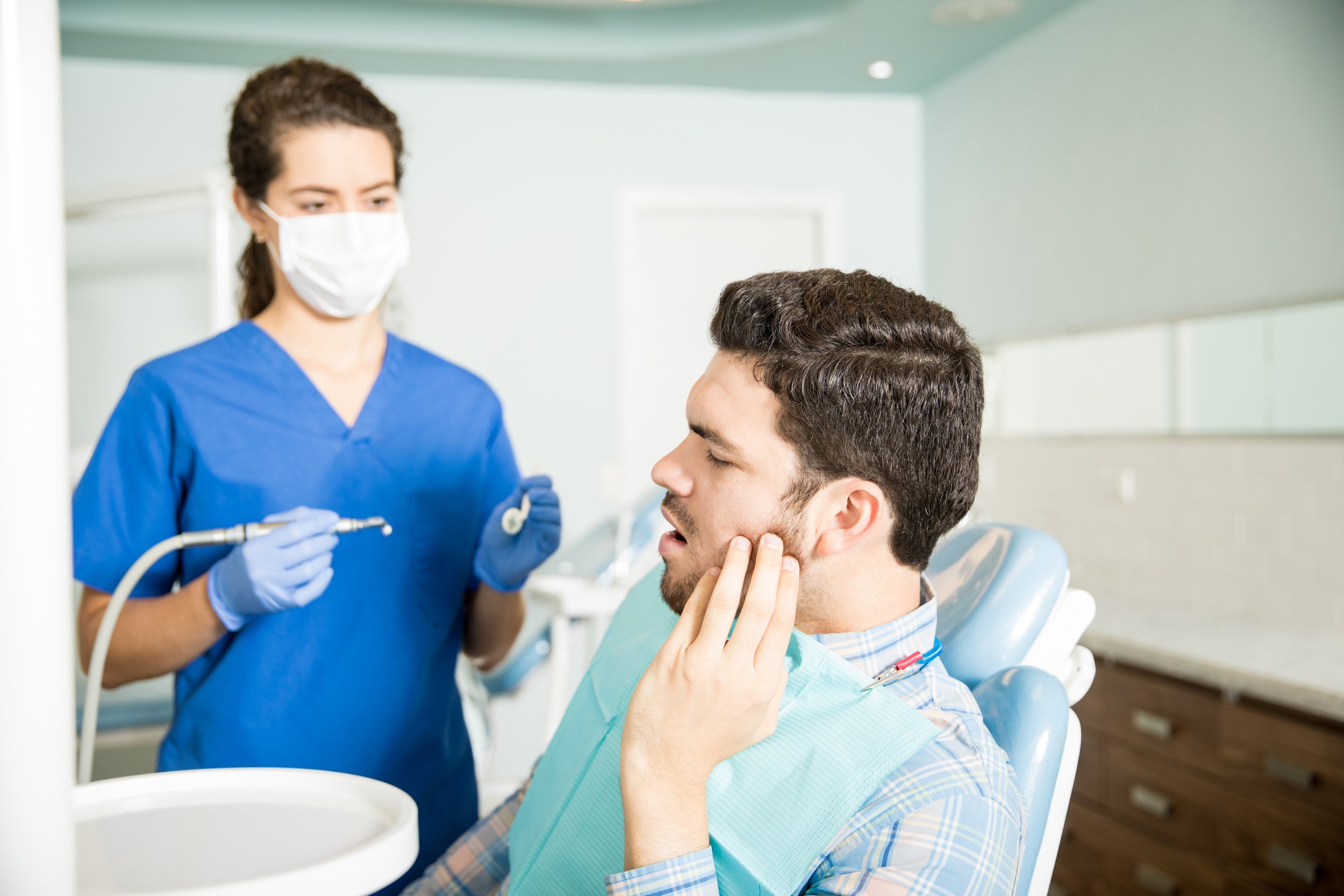 How a Dentist Helps Patients Overcome Fear and Anxiety During Dental Visits