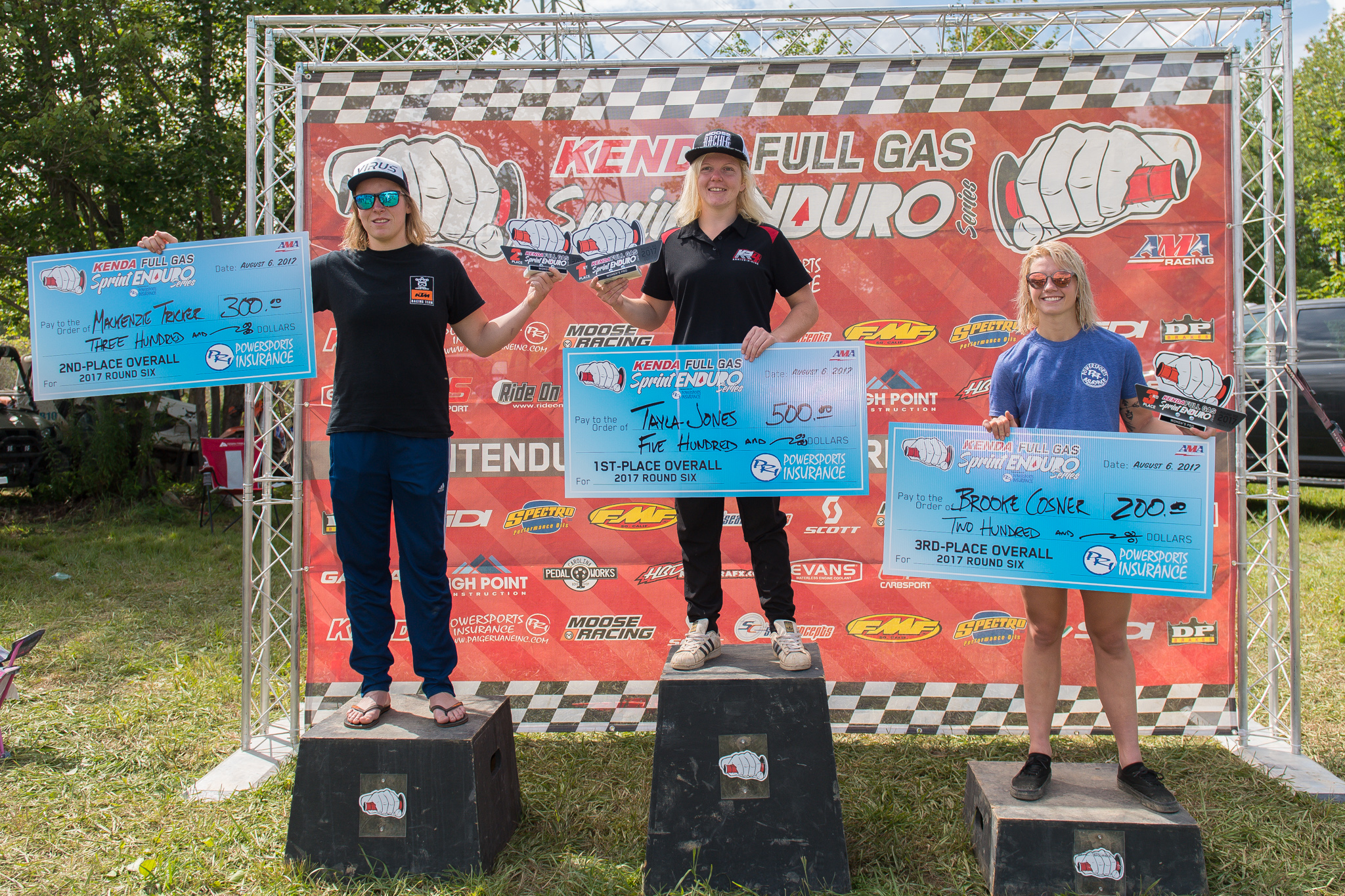 Tayla Jones (center) took the Women's overall ahead of Mackenzie Tricker (left) and Brooke Cosner (right). Photo: Shan Moore.