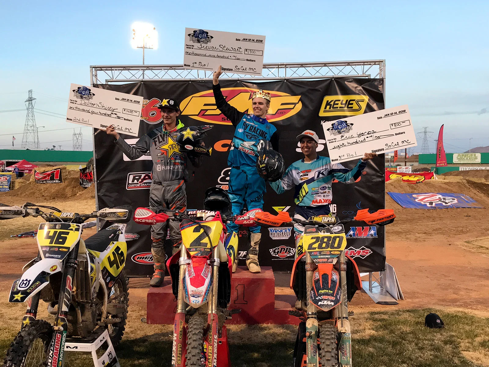 Trevor Stewart (center) winner of the 2018 King of Adelanto. Dalton Shirey (left) was second and Eric Yorba third.