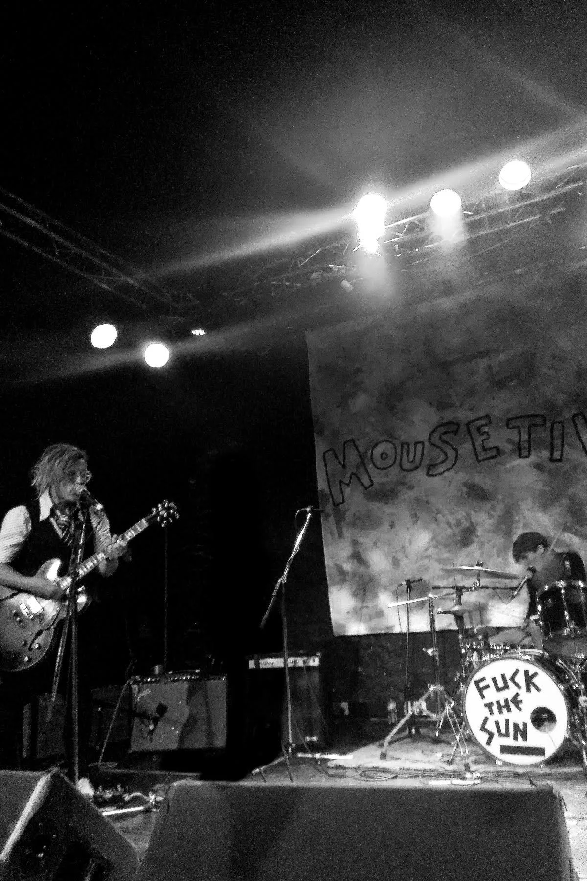The Noise and the Naive (Photography by the author)
