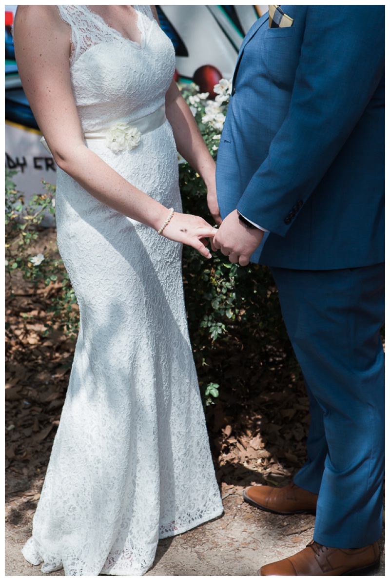 Kate-Alison-Photography-NYC-Beer-Garden-Wedding_0008.jpg