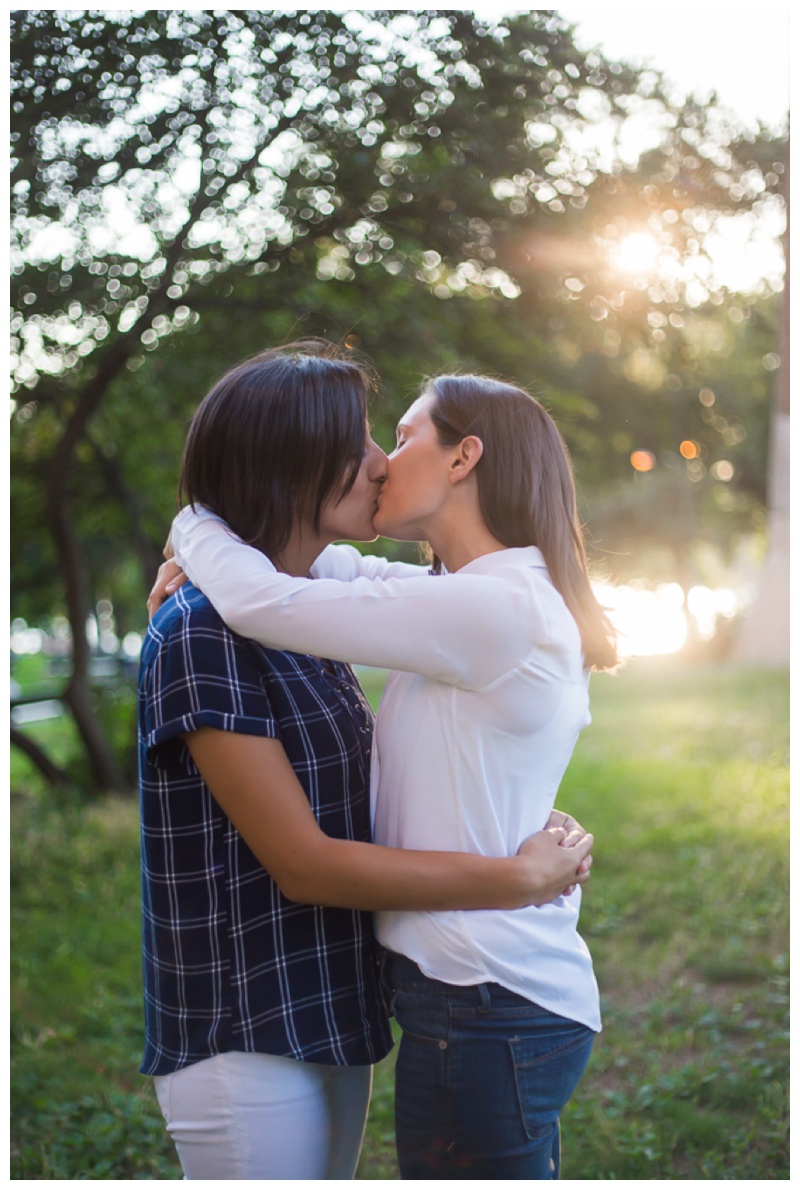 Kate-Alison-Photography-Astoria-Park-Engagement-Session_0012.jpg