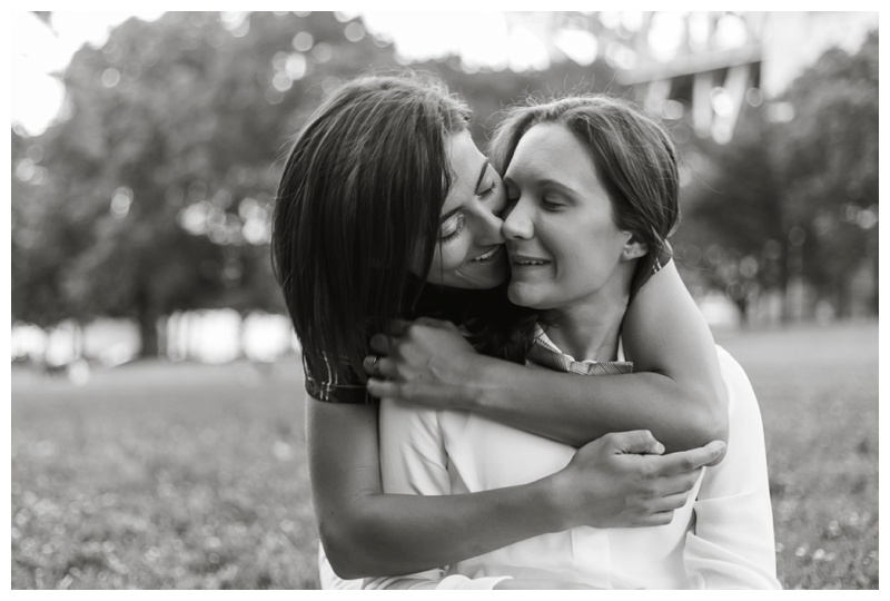 Kate-Alison-Photography-Astoria-Park-Engagement-Session_0028.jpg