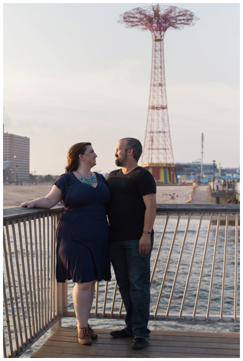 Kate-Alison-Photography-Coney-Island-Brooklyn-Engagement-Session_0012.jpg
