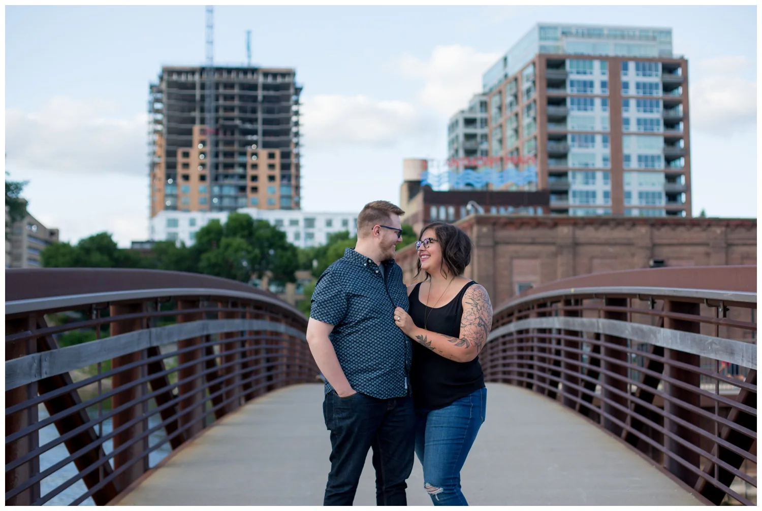 Caitlin &amp; Tom | Riverwalk Couples Session | St. Paul, Minnesota