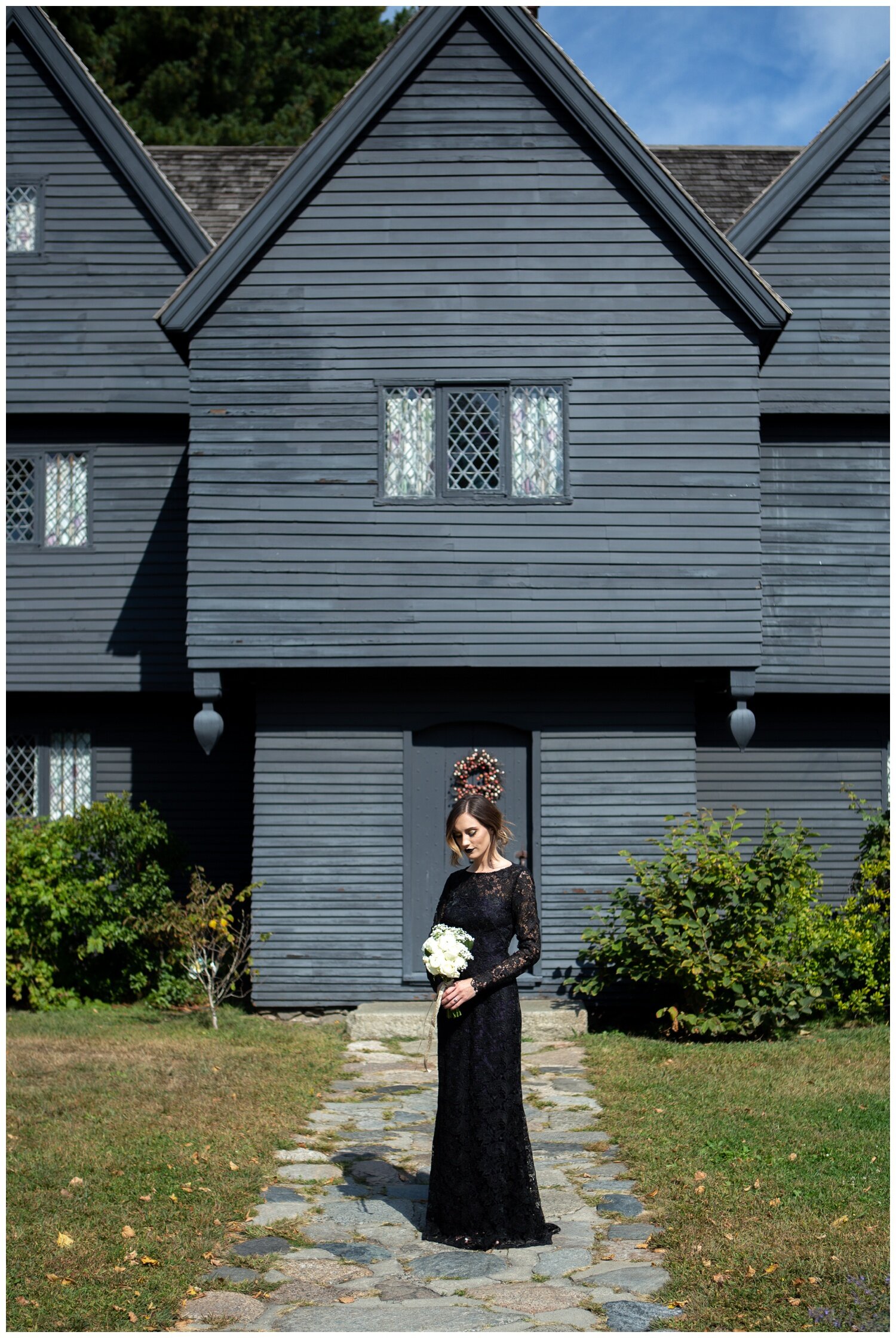 Kate-Alison-Photography-Salem-MA-Halloween-Black-Elopement-Wedding-Inspiration-15.jpg