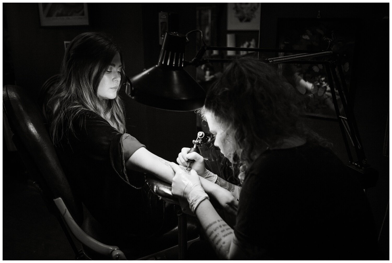 Kate-Alison-Photography-Brooklyn-NYC-Tattoo-Shop-Engagement-Session_0011.jpg