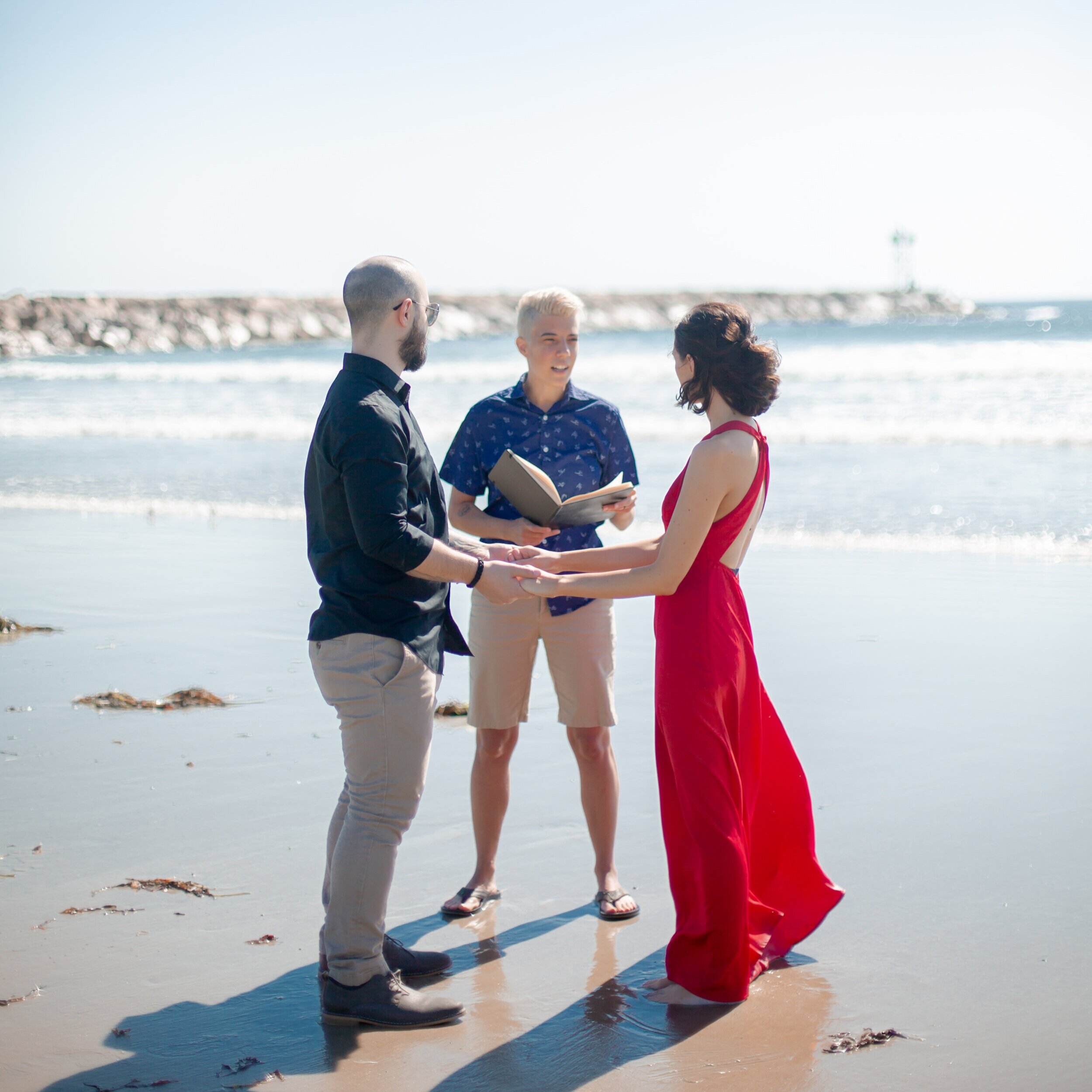 Kate-Alison-Photography-Wells-Beach-Maine-Elopement-The-Chill-Officiant-11.jpg