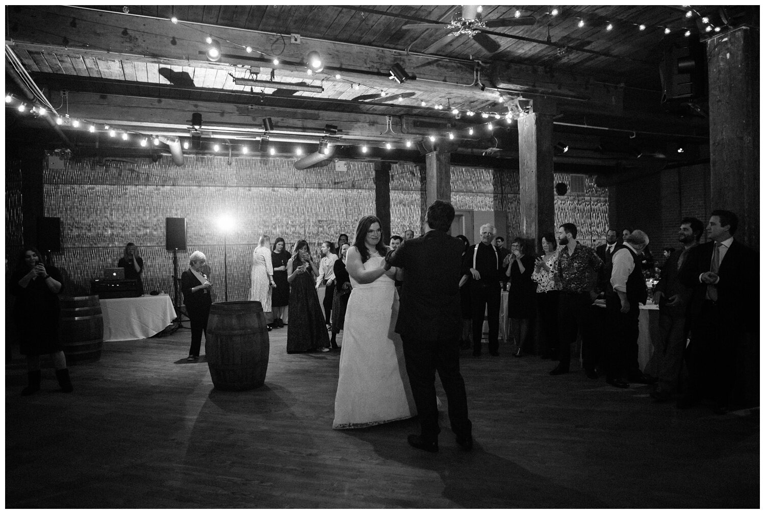 Kate-Alison-Photography-NYC-Dumbo-Loft-Winter-Wedding_0028.jpg