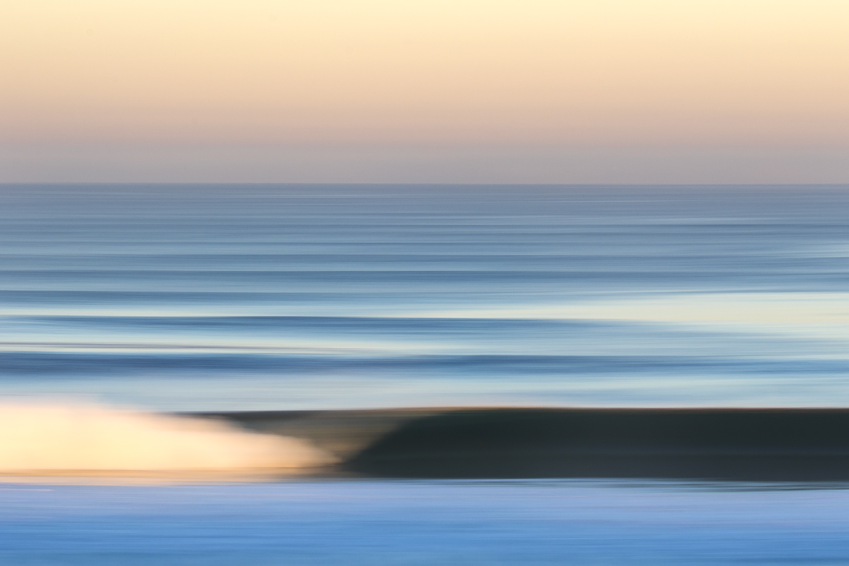 Turns out our arranged home was anything but arranged, and the owner was 900km away. Most of the following day was spent getting laughed out of vacation rental offices for not having a reservation. By the time we got to inhale after our sigh of relief, wetsuits were on and boards were waxed. The forecast was still promising, solid swell with long period and strong offshore winds, a perfect recipe for the beach breaks of Hossegor. We assumed.