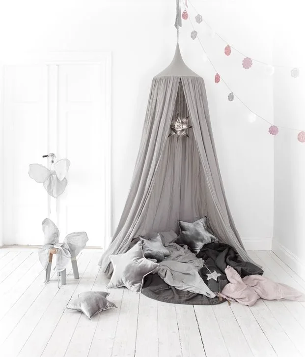 Numero-74-Grey-Canopy.jpg