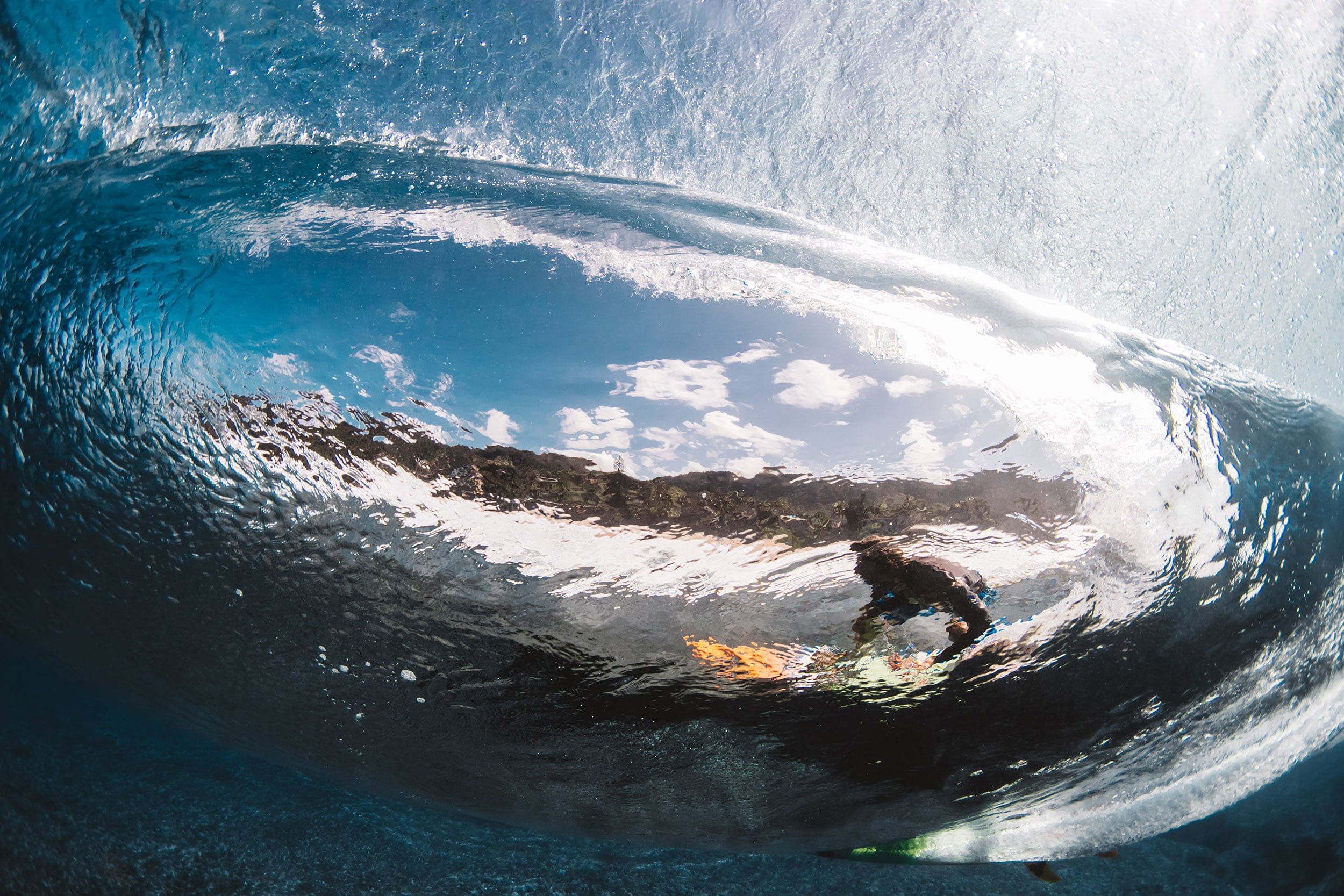 thought the wave at pipeline - matt porteous 