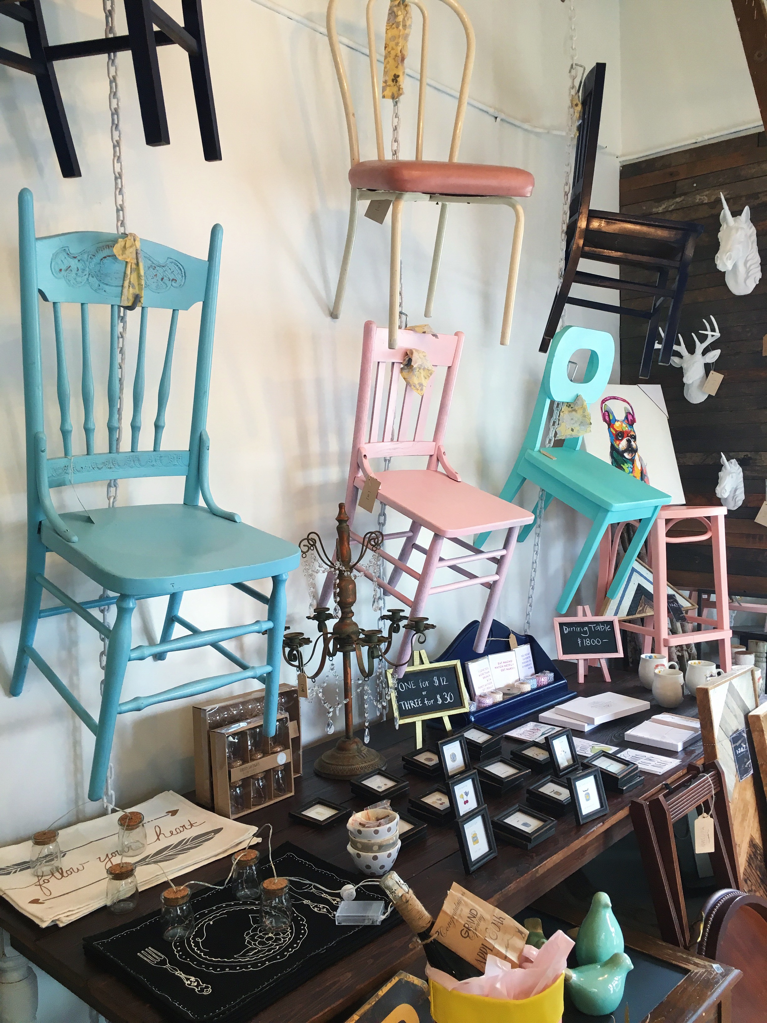 i'm smitten with Apple & Oak's kitschy home decor.