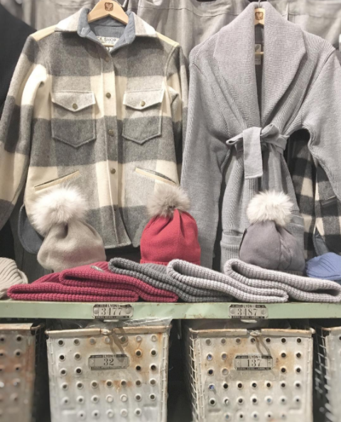 Cozy wool and cashmere. Photo from @tuckshopco.