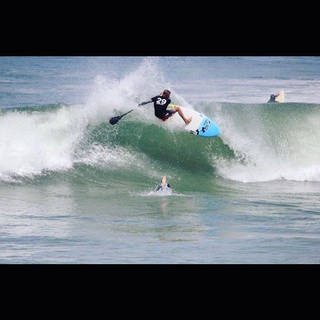 Team Carbonerro South Africa 🔘 Thomas King ripping his way into 1st Place at the Signature Summer Games. Photo: Anne-Marie Steyn Frick @tomkingsurf_tksup @corebansupgear #sup #paddlesurf #paddle #supsurf #stand_up_paddle #standuppaddle #surf #southa