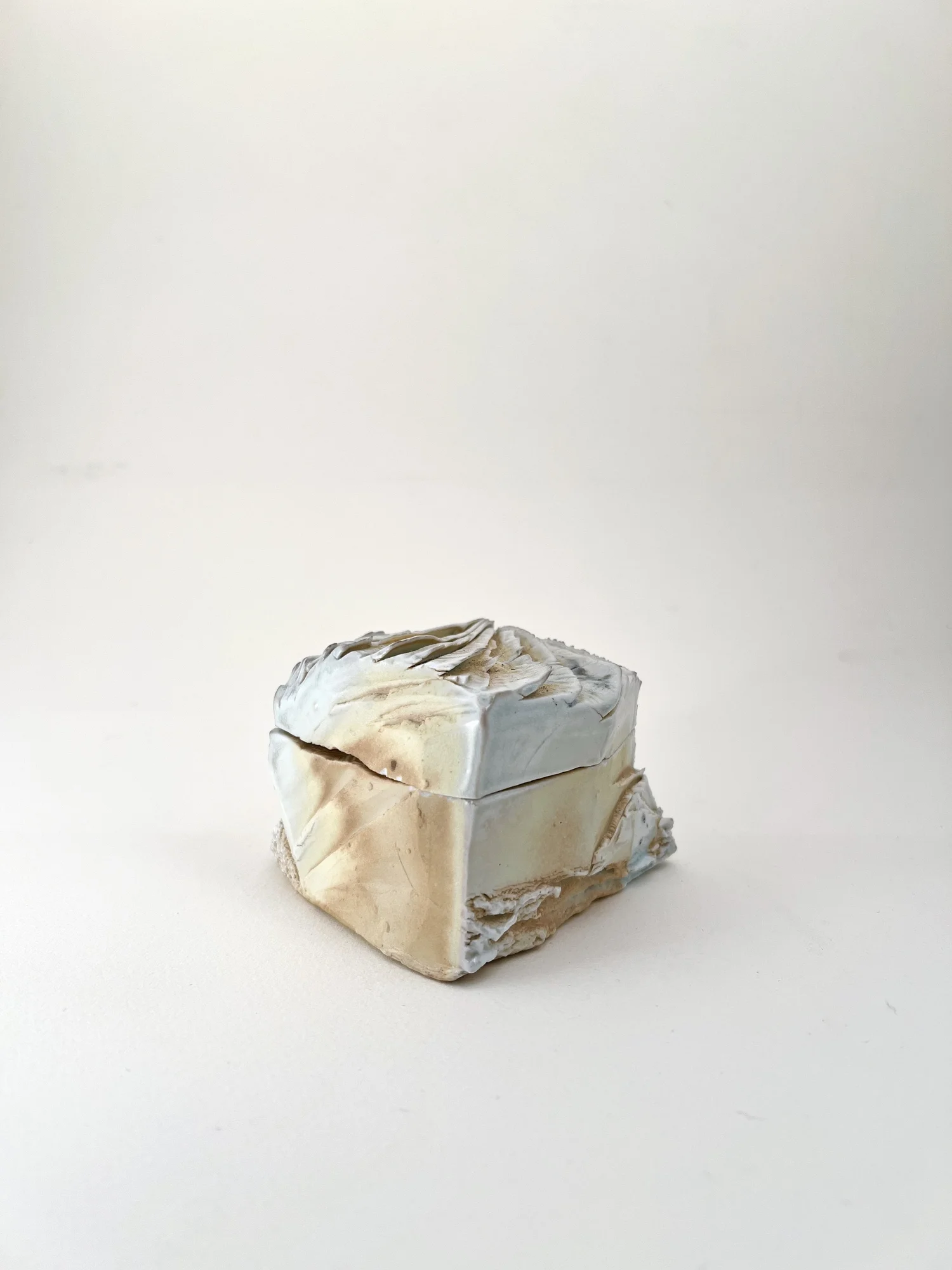 Kurinuki box, medium — Amy Fields Ceramics