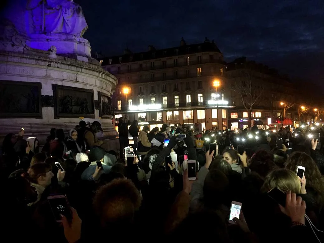 lavita-kim-jun-hyun-hommage-place-republique-paris-29-decembre-2017-D.JPG