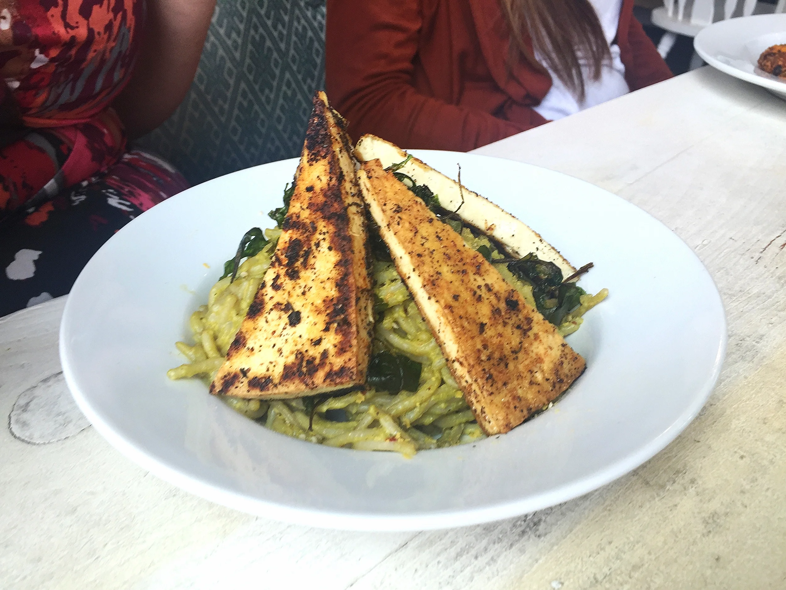 Vegan arugula pesto linguine