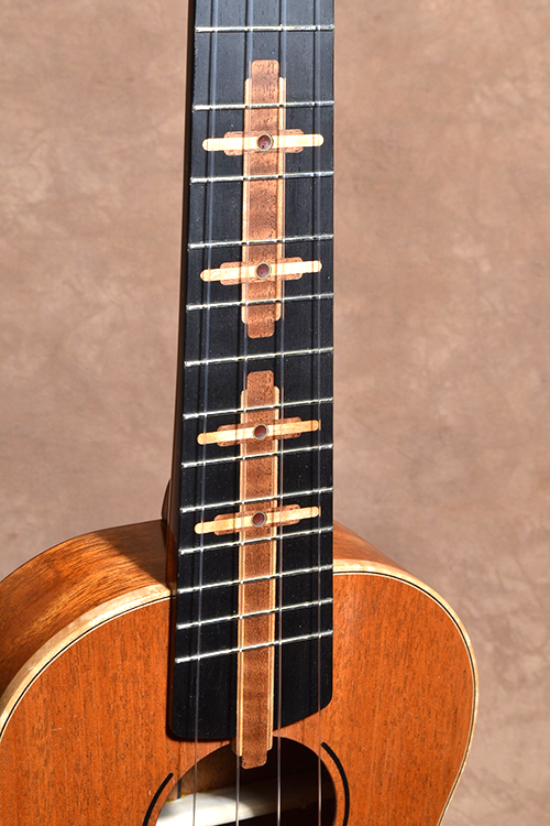 Deco Tenor Mahogany 02-web.png