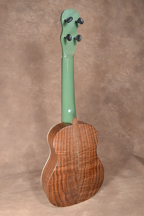 Olive and Walnut Concert 05_web.png