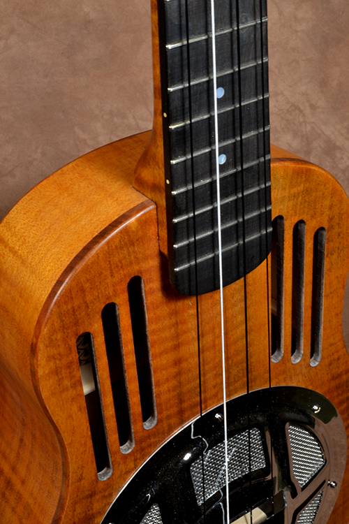 Astoria Resonator Flamed Maple 03.png