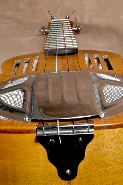 Astoria Resonator Flamed Maple 06.png