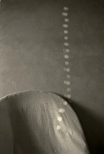 Luís Barreira dots... 1992 fotografia Gelatin-Silver Print 30x40 cm série: shapes and forms