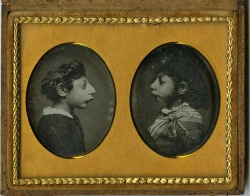 Beckers & Piard of New York, c. 1850. Aztec Children Daguerreotipo créditos: The Consecrated Eminance