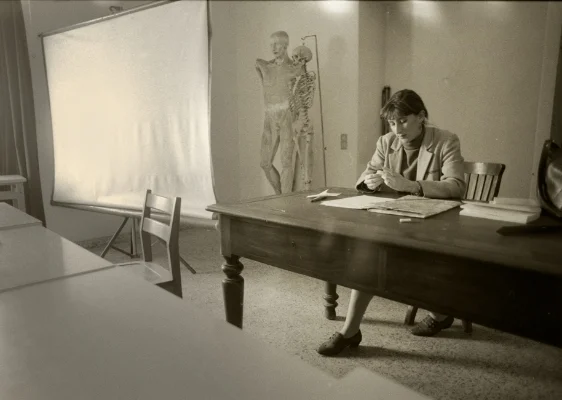 Luís Barreira Isabel Sabino (Professora na ESBAL), 1988 Fotografia Gelatin-Silver Print