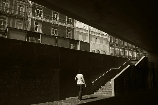 Luís Barreira Lisboa, 2016 Fotografia Série: por uma nesga de luz