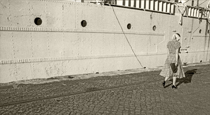 Luís Barreira no porto, Lisboa, 1988 Fotografia Gelatin Silver print