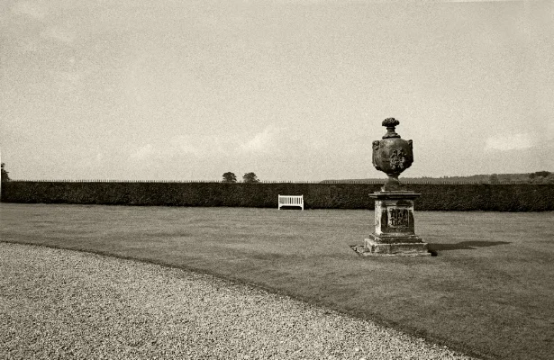 Luís Barreira Castle Howard, Gardens, 1987 Fotografia Gelatin Silver print série: arquivo: F_041_517, 1987