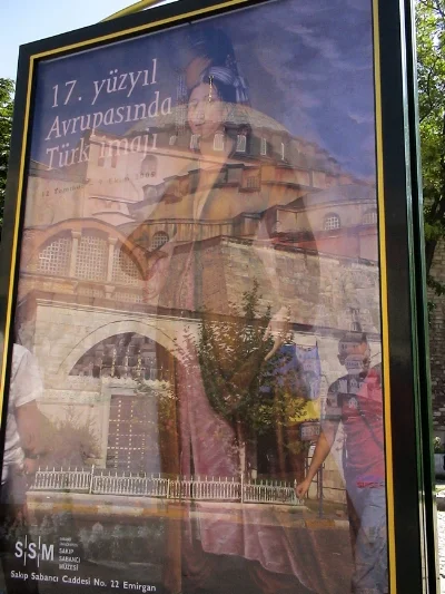 Luís Barreira Santa Sofia (reflectida), Istambul, 2005 Fotografia arquivo: 08_DSC00990, 2005