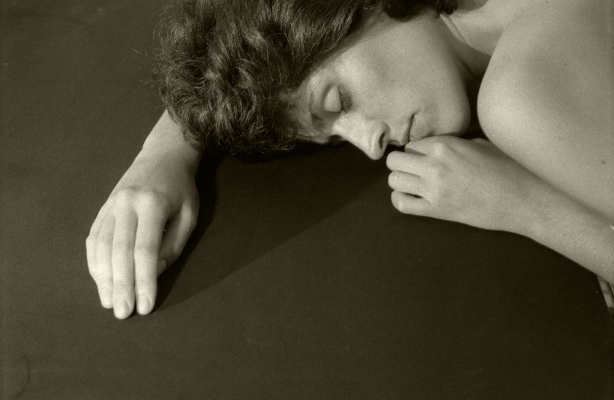 Luís Barreira margarida, 1986 fotografia Gelatin Silver print arquivo: 023_4331, 1986