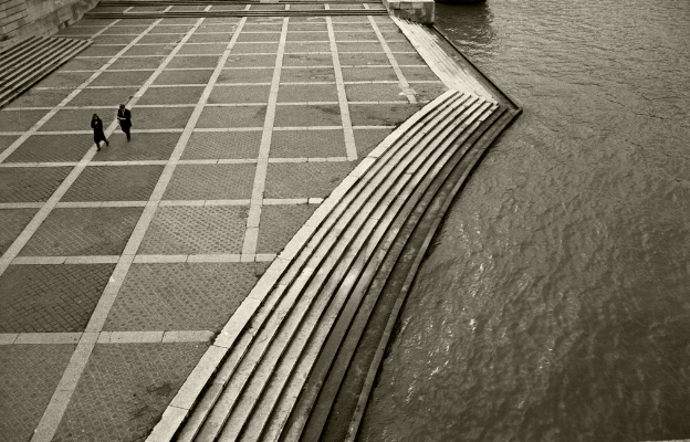 Luís Barreira Paris, 1989 Fotografia Gelatin Silver print série: street photography arquivo: F_062_5943, 1989