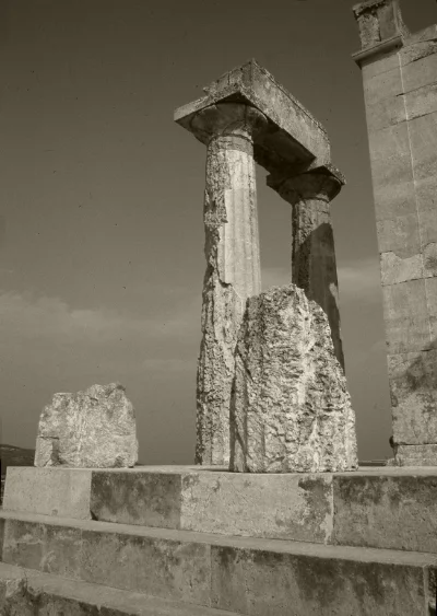 Luís Barreira Templo de Afaia - Egina Grécia, 1984 Fotografia/Diapositivo arquivo: SLIDE_Grecia_1360, 1984
