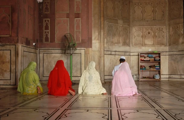 Luís Barreira Jama Masjid, 2008 Nova Deli Fotografia serie: street photography arquivo: 08_09_NIK_0017, 2008