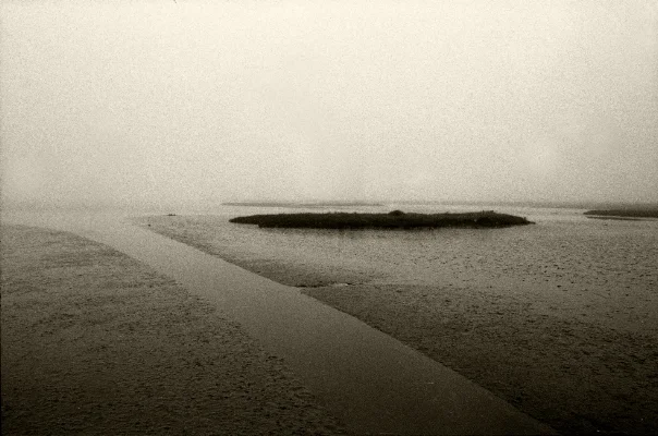 Luís Barreira Sapal Rio Tejo 1993 Fotografia Gelatin Silver print serie: Landscapes arquivo: F_168_11195, 1993