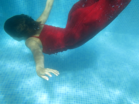 Luís Barreira Carolina Oliveira (Kai Rocha), 2012 Fotografia serie: Swimming pool arquivo: 09_01_IMG_0251, 2012