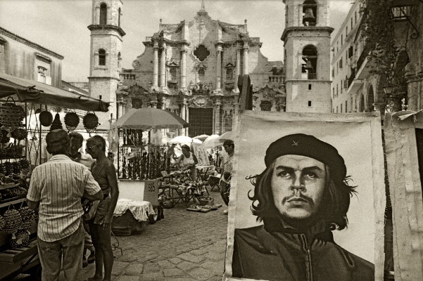 Luís Barreira "Che" Havana, 1997 Fotografia Gelatin Silver print Série: CUBA'97 Exposição na Galeria Imargem - Almada, 1999 Publicação em Livro (Depósito Legal 144 759/99) arquivo: F_312_7287, 1997