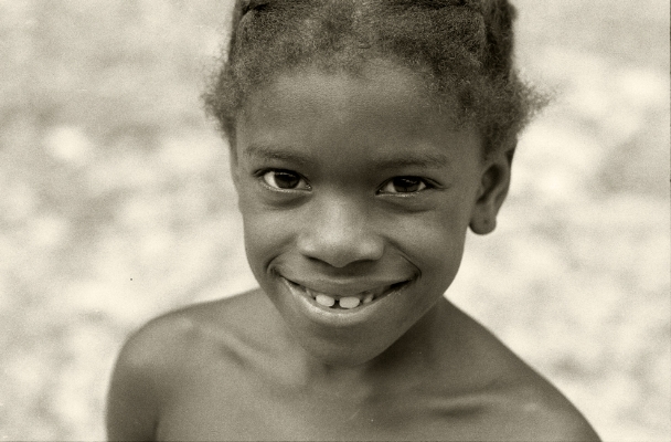 Luís Barreira Chica, 1997 Fotografia Gelatin Silver print Série: CUBA'97 Exposição na Galeria Imargem - Almada, 1999 Publicação em Livro (Depósito Legal 144 759/99) arquivo: F_313_7316, 1997