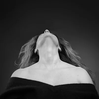 Elizabeth Almeida by Luís Barreira Lisboa, 2019 série: portraits Fotografia arquivo: 2019_04_16_NK2_3258