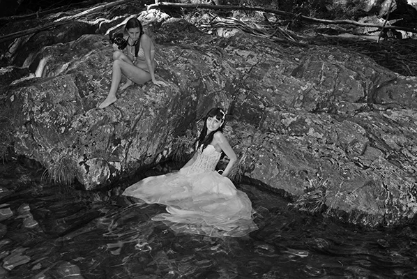 Luís Carvalho Barreira noiva Viana do Castelo, 2012 série: street photography arquivo: 2012_08_19_NIK_0613