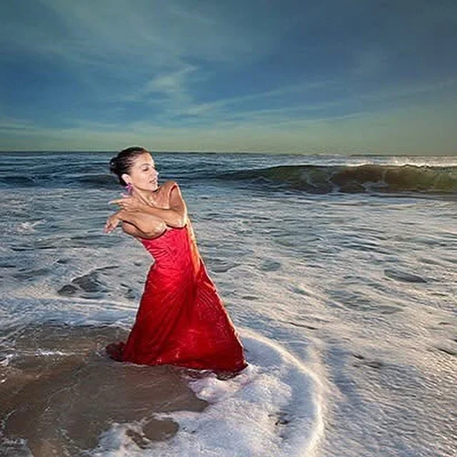 &ldquo;emocean&rdquo;, 23
💃🏽 @carolinaskydancer 
📸 @lcbphotos