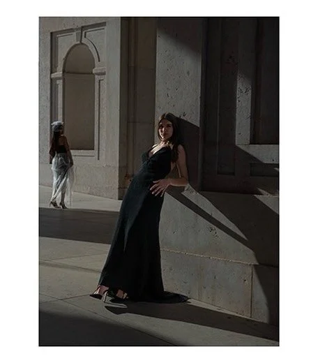 &ldquo;Quando a luz se transforma em poema&rdquo; II, 26
💃🏻 @luna_ines__ 💃🏻 @yasminwoler 
📸 @lcbphotos