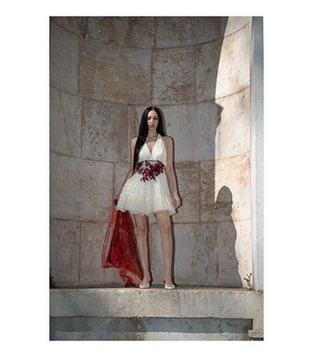 &ldquo;Quando a luz se revela em poema&rdquo;, 26
💃🏻 @yasminwoler 
📸 @lcbphotos