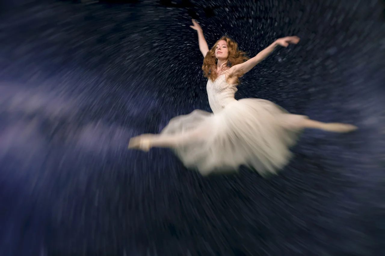 Ashleigh_Dixie_grand jete__resize__5237.jpg